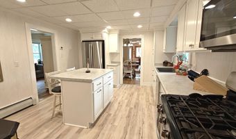 11 Libby Ct, Bath, ME 04530