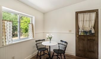 17265 Canvasback Dr, Bend, OR 97707