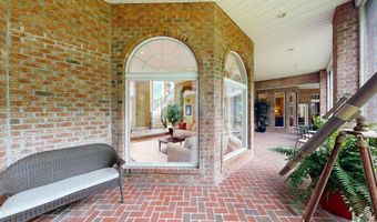 1 Albemarle Ln, Barboursville, WV 25504