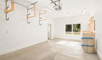 56718 Bandley Rd, Bend, OR 97707