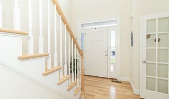 2 Iris Ct, Cromwell, CT 06416