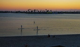 3991 Crown Point Dr P13, San Diego, CA 92109