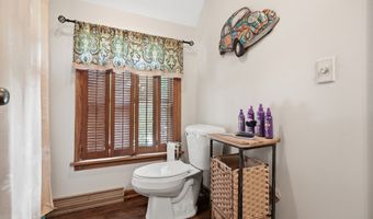 1362 Hillcrest Dr, Ashland, OH 44805