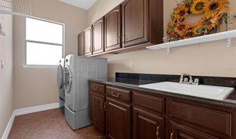 3113 FALCONHILL Dr, Apopka, FL 32712