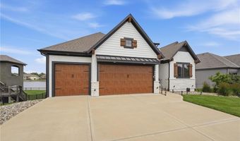 4261 Lakeshore Dr, Basehor, KS 66007