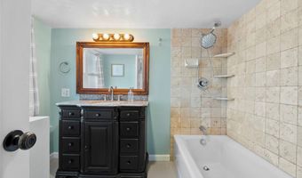 967 W 2nd Ave, Escondido, CA 92025