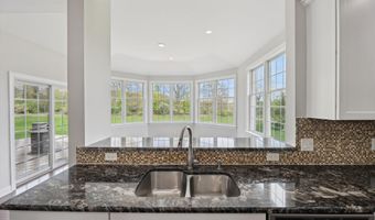 1840 Tapadera Dr, Ann Arbor, MI 48103