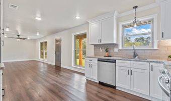 2708 MOCKINGBIRD, Arkadelphia, AR 71923