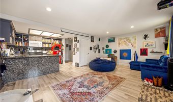 2217 Burroughs St 5, San Diego, CA 92111