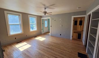 128 Elm St, Cabot, VT 05647
