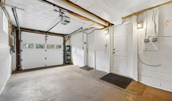 5735 BRADLEY Blvd, Bethesda, MD 20814