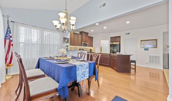 544 Shoreline Blvd, Boiling Springs, SC 29316