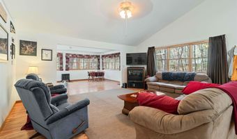 1809 S Badger Ct, Arkdale, WI 54613