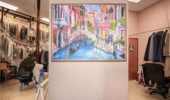 8018 E Santa Ana Canyon Rd, Anaheim, CA 92808