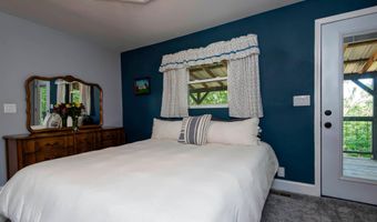 9641 State Highway 39, Aurora, MO 65605
