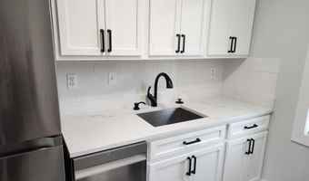 3809 V St SE 202, Washington, DC 20020