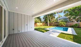 397 PLAZA, Atlantic Beach, FL 32233