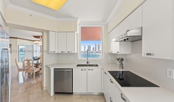 3370 Hidden Bay Dr 1213, Aventura, FL 33180