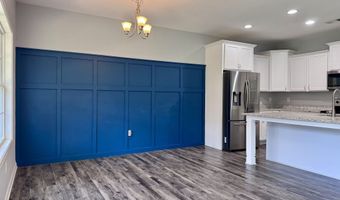 335 Highland Pointe Dr, Alto, GA 30510