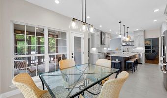 500 Terrington Dr, Ballwin, MO 63021