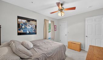 554 Lering Ct, Ballwin, MO 63011