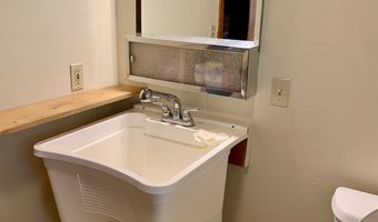 4580 OLD HOUSE CREEK Rd, Agness, OR 97406