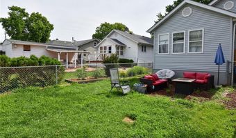 208 Wisconsin Ave, Alton, IL 62002