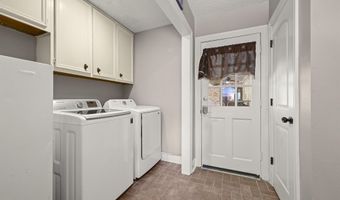 12420 Partridgewood Dr, Baker, LA 70714
