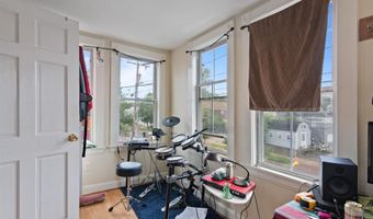 311-315 N Winooski Ave, Burlington, VT 05401
