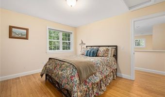 315 Old River Rd 6, Lincoln, RI 02838