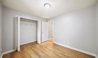 1528 Oakleaf Dr, Auburn, GA 30011