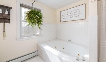 67 Kline Rd, Center Harbor, NH 03226