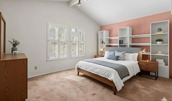 462 Avenida Adobe, Escondido, CA 92029