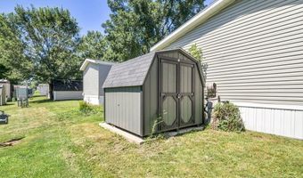 381 Westwoods, Amherst, OH 44001