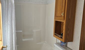 123 Golden Pond, Akron, NY 14001