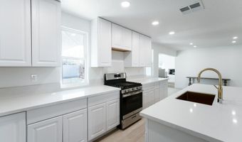 714 Lacy Ln, Las Vegas, NV 89107