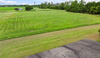 82 Harris Rd, Baxley, GA 31513