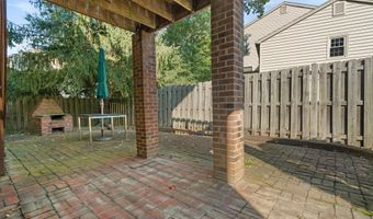 3716 KRYSIA Ct, Annandale, VA 22003