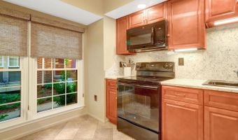 2540 S WALTER REED Dr #4, Arlington, VA 22206