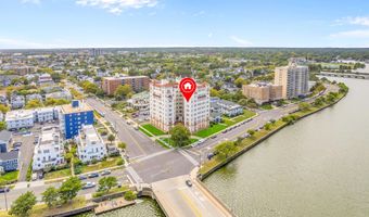 400 Deal Lake Dr 7J, Asbury Park, NJ 07712