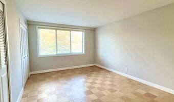 4977 BATTERY Ln 1-311, Bethesda, MD 20814