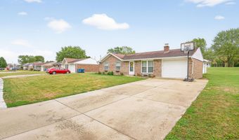 305 E North St, Anna, OH 45302