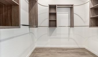 2085 N SUNSET Dr, Chandler, AZ 85225