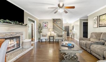 519 Mockingbird Ln, Albertville, AL 35950