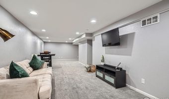 1085 Jade St, Broomfield, CO 80020