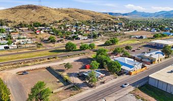 412 E Holland Ave, Alpine, TX 79830