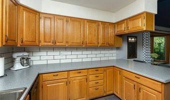 502 5th Ave SW, Altoona, IA 50009