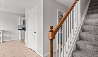 200 Heroux Blvd 203, Cumberland, RI 02864