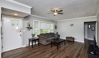 3944 42nd St, Des Moines, IA 50310