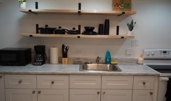 111 KAHULUI BEACH Rd C116, Kahului, HI 96732